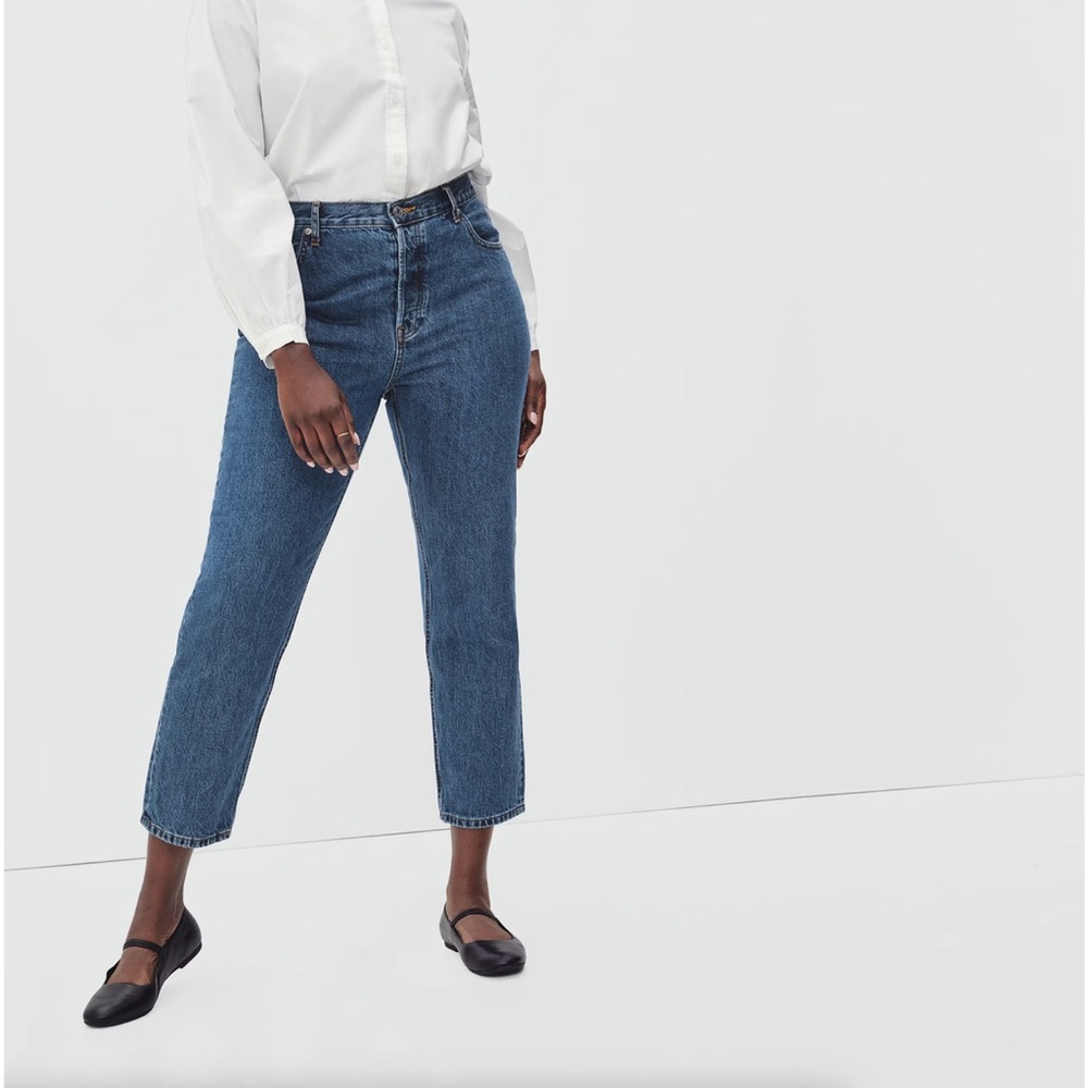 Everlane The Curvey Cheeky Jean in Organic Cotton